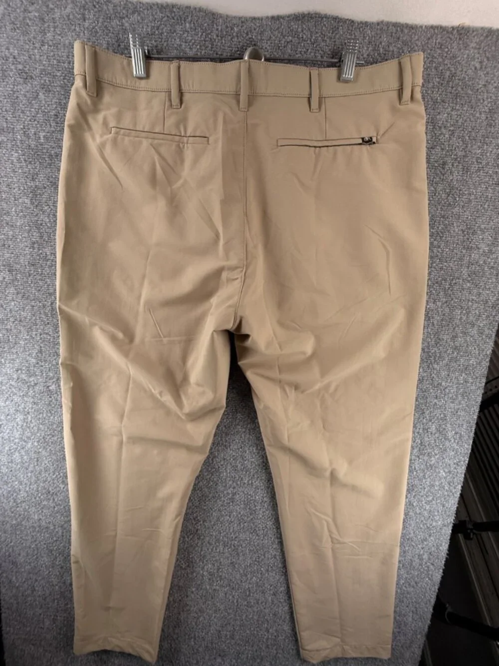 NWT Banana Republic Khaki Slim Chino Pants Flat Front Timber Wolf 38x30 Stretch